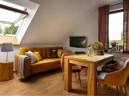 Apartamenty U Harrego I Przy Stawie Spa Z Klimatyzacja, Balia, Sauna, Ogrodem I Parkingiem Kudowa-Zdrój Buitenkant foto