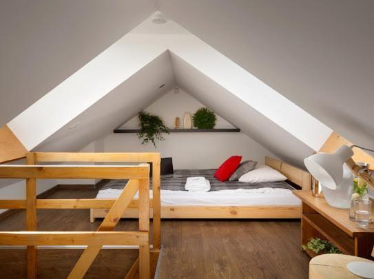 Apartamenty U Harrego I Przy Stawie Spa Z Klimatyzacja, Balia, Sauna, Ogrodem I Parkingiem Kudowa-Zdrój Buitenkant foto