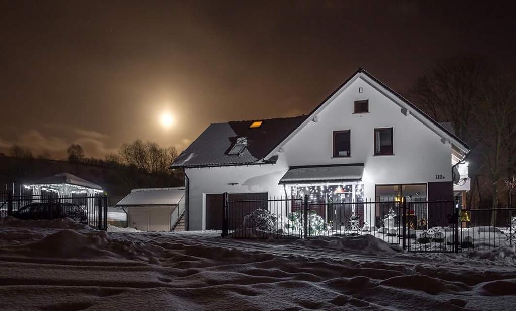 Apartamenty U Harrego I Przy Stawie Spa Z Klimatyzacja, Balia, Sauna, Ogrodem I Parkingiem Kudowa-Zdrój Buitenkant foto