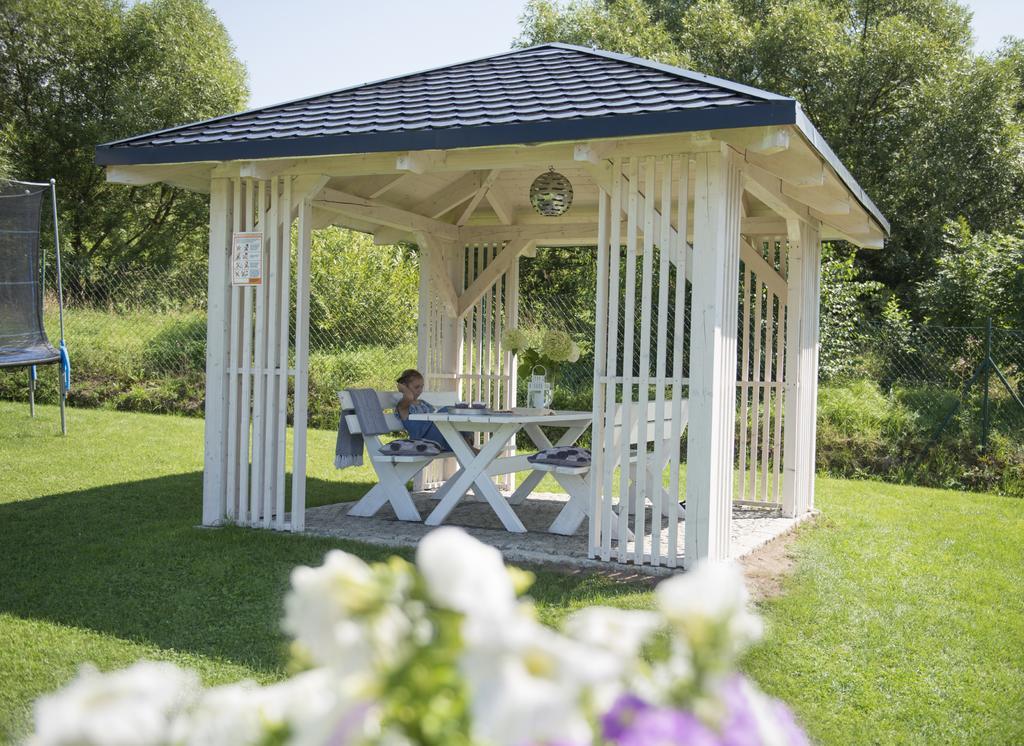 Apartamenty U Harrego I Przy Stawie Spa Z Klimatyzacja, Balia, Sauna, Ogrodem I Parkingiem Kudowa-Zdrój Buitenkant foto