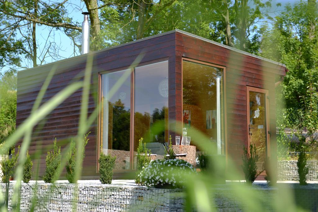 Apartamenty U Harrego I Przy Stawie Spa Z Klimatyzacja, Balia, Sauna, Ogrodem I Parkingiem Kudowa-Zdrój Buitenkant foto